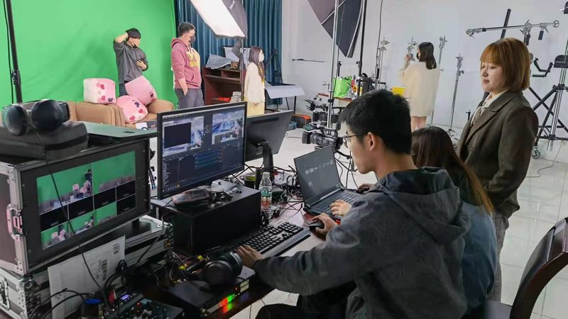选择标准：资质与实力